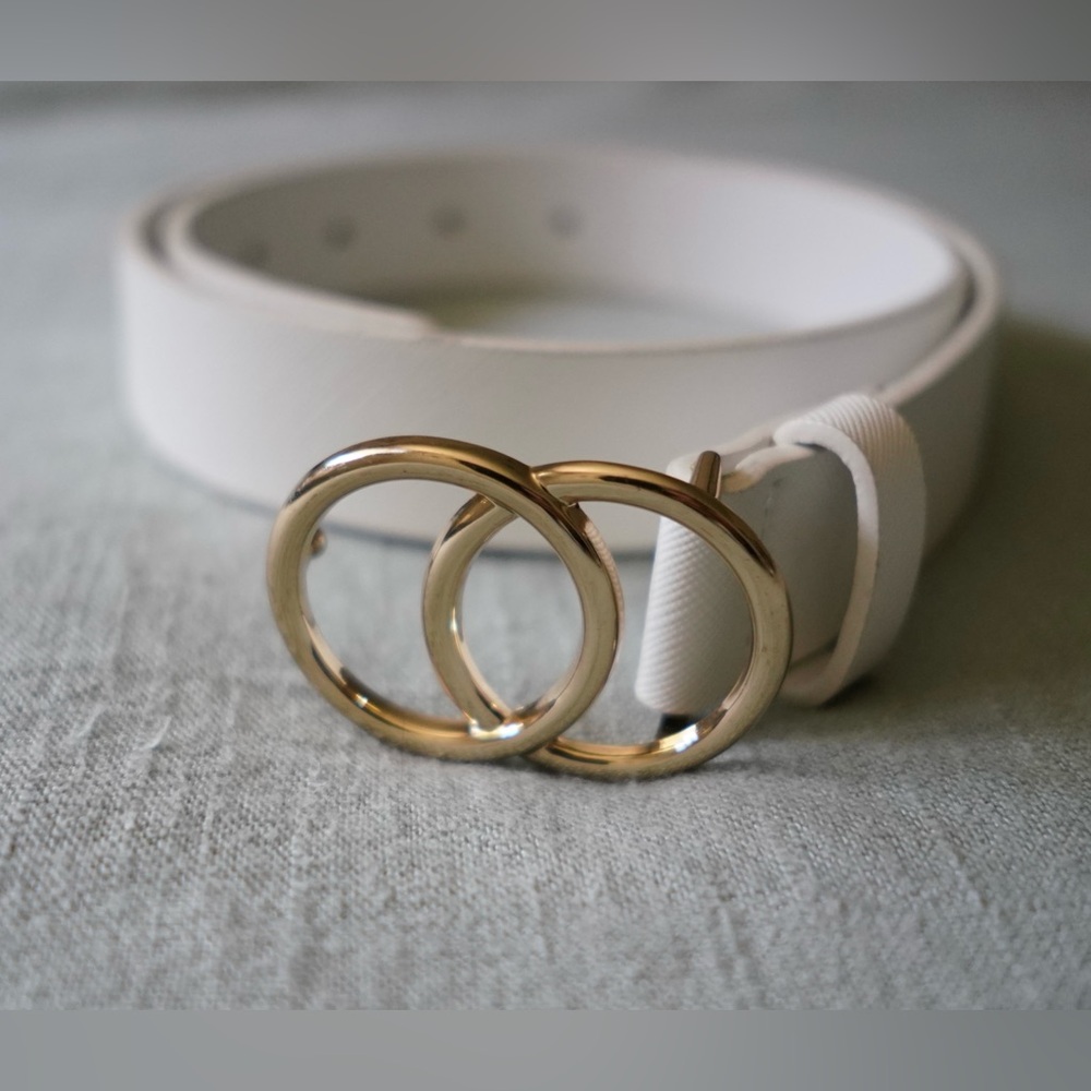 Aldo White Belt with Gold Ring Buckle